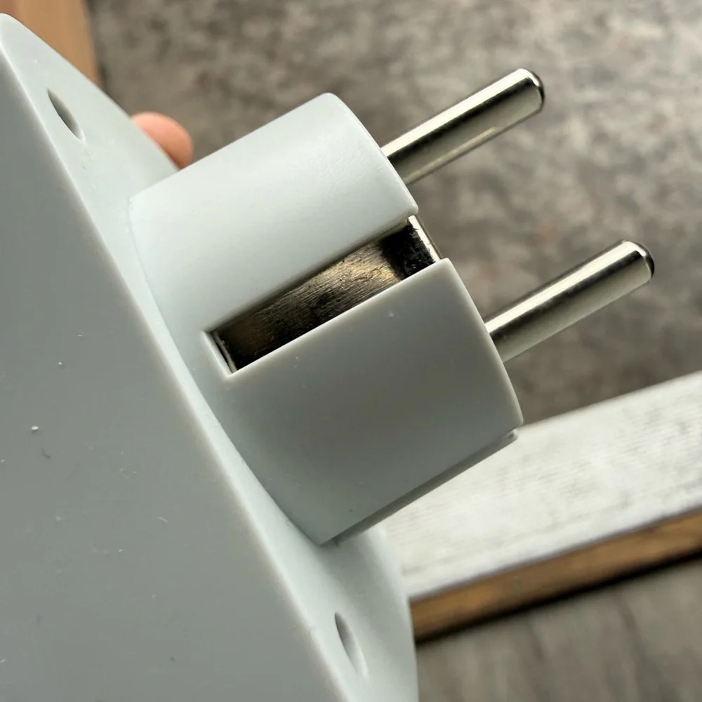 Tessan Germany France Power Adapter Type E F Plug Adapter W/2 USB Ports 2 AC Out